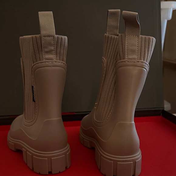 Waterproof Non-Slip Thick Sole Mid-Calf Boots, Ankle Chelsea Rain Boots - Picture 4 of 10